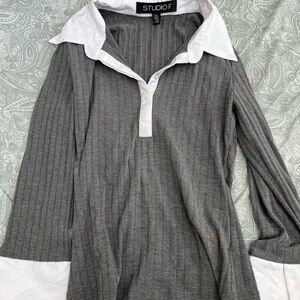 ❄️Donating Soon❄️ Studio V-Neck vintage Gray Sweater with White Trim